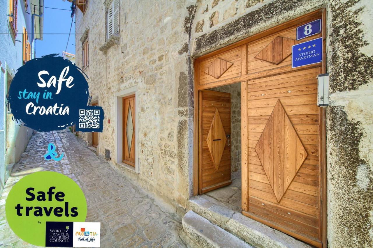 Apartmán Hrast Krk Town Exteriér fotografie