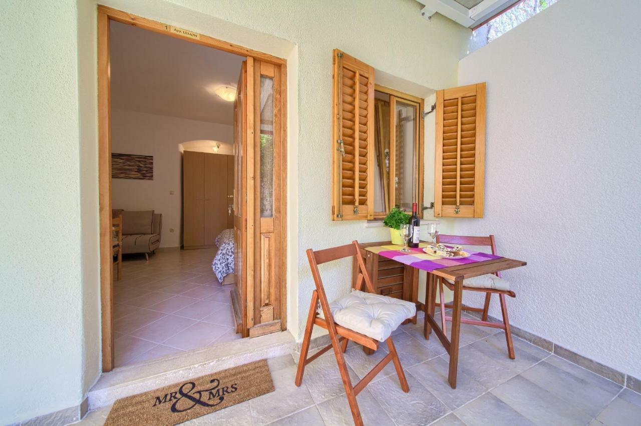Apartmán Hrast Krk Town Exteriér fotografie